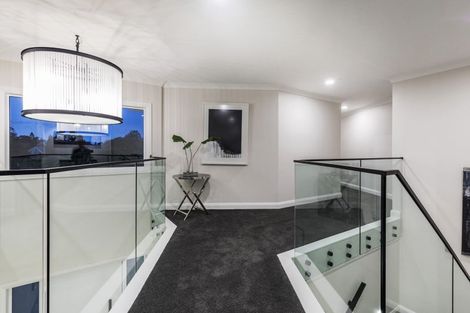 Photo of property in 11 Henry Blyth Lane, Greenhithe, Auckland, 0632