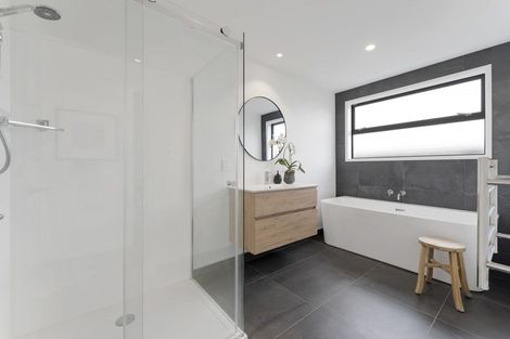 Photo of property in 4 Prospect Place, Western Heights, Hamilton, 3200