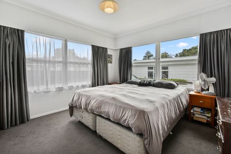 Photo of property in 94 Beach Road, Pahurehure, Papakura, 2113