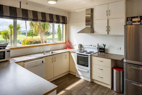 Photo of property in 2/11 Awarua Street, Elsdon, Porirua, 5022