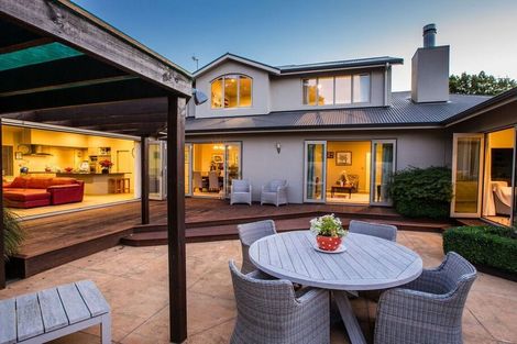 Photo of property in 2 Pastoral Lane, Hokowhitu, Palmerston North, 4410