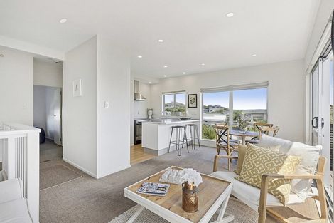 Photo of property in 1/18 Lambley Road, Titahi Bay, Porirua, 5022