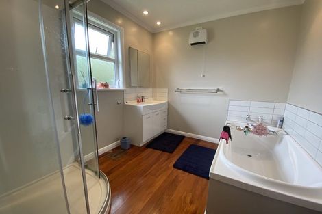 Photo of property in 3 Pembroke Street, Tawa, Wellington, 5028