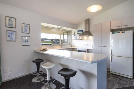 Photo of property in 15 Spinifex Road, Mangawhai Heads, Mangawhai, 0505