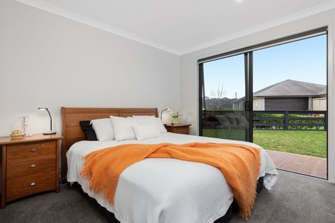 Photo of property in 2 Greystone Place, Omokoroa, 3114
