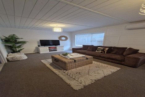 Photo of property in 716a Papamoa Beach Road, Papamoa Beach, Papamoa, 3118