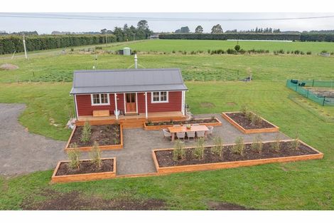 Photo of property in 167 Leslies Road, Cust, Rangiora, 7471