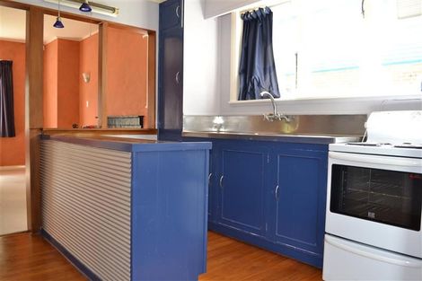 Photo of property in 53 Savage Crescent, West End, Palmerston North, 4412