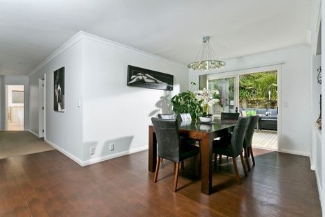 Photo of property in 9 Falstone Lane, Browns Bay, Auckland, 0630