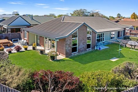 Photo of property in 150 Royal Park Drive, Parklands, Christchurch, 8083
