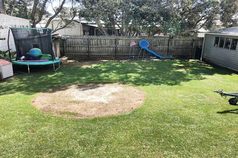 Photo of property in 20 Mack Place, Red Hill, Papakura, 2110