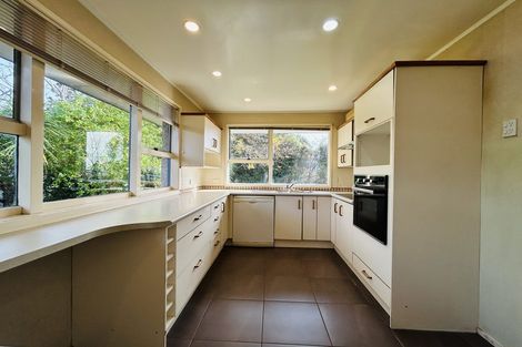 Photo of property in 1 Hume Drive, Hillcrest, Auckland, 0627