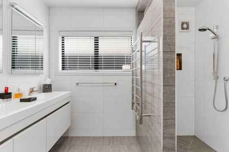 Photo of property in 128a Valley Road, Mount Maunganui, 3116