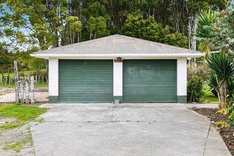 Photo of property in 1145 Kahikatea Flat Road, Waitoki, Kaukapakapa, 0871