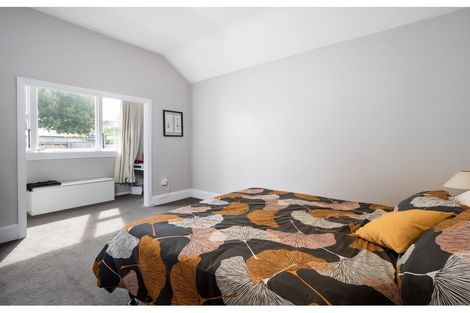 Photo of property in 38 Olliviers Road, Phillipstown, Christchurch, 8011