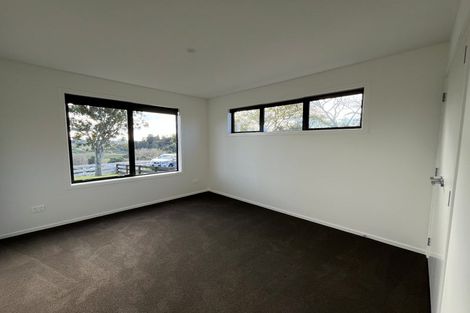 Photo of property in 6 Redfern Way, Pyes Pa, 3112