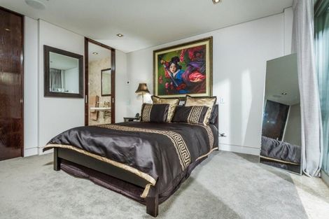 Photo of property in 21 Brighton Terrace, Mairangi Bay, Auckland, 0630