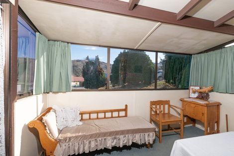 Photo of property in 27 Fraser Street, Clyde, 9330