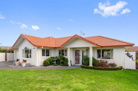 Photo of property in 28 Calypso Drive, Papamoa Beach, Papamoa, 3118