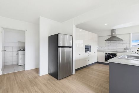 Photo of property in 127b Bruce Mclaren Road, Henderson, Auckland, 0612