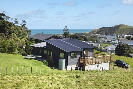 Photo of property in 4 Gillespie Drive, Baylys Beach, Dargaville, 0377