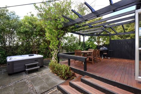 Photo of property in 93 Beerescourt Road, Beerescourt, Hamilton, 3200