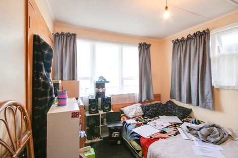 Photo of property in 33 Neal Crescent, Onekawa, Napier, 4110