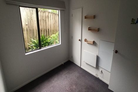 Photo of property in 1/103 Carlisle Road, Torbay, Auckland, 0632
