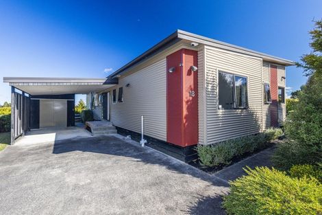 Photo of property in 18 Snowmass Drive, Ohakune, 4625