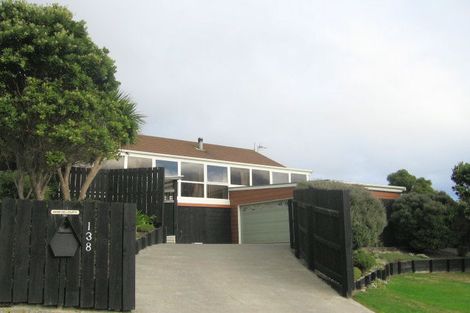 Photo of property in 138 Mark Avenue, Grenada Village, Wellington, 6037