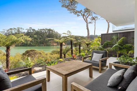 Photo of property in 30 Kingfisher Grove, Greenhithe, Auckland, 0632
