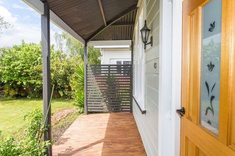Photo of property in 40 Mcphee Street, Dannevirke, 4930