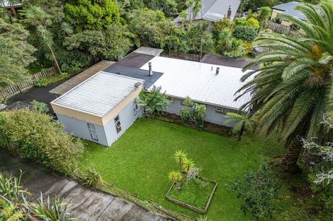 Photo of property in 12 Karapiti Place, Glen Eden, Auckland, 0602