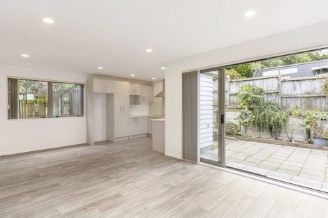 Photo of property in 12 Felicity Place, Unsworth Heights, Auckland, 0632