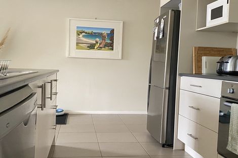 Photo of property in 9 Bonny Crescent, Massey, Auckland, 0614