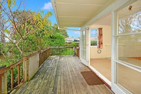 Photo of property in 82 Salisbury Road, Birkdale, Auckland, 0626