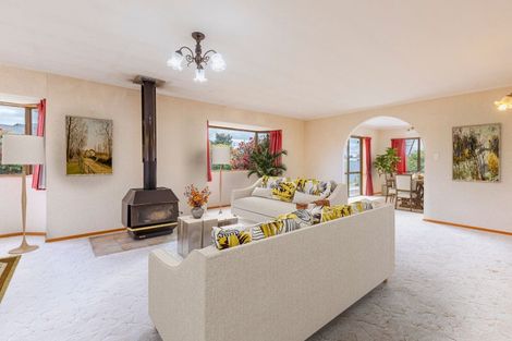 Photo of property in 99 Wharerangi Road, Greenmeadows, Napier, 4112