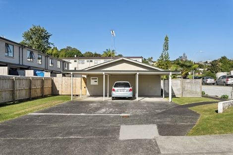 Photo of property in 1/10 Agincourt Street, Glenfield, Auckland, 0629