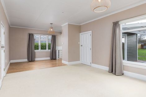 Photo of property in 8 Herbert Street, Waimate, 7924