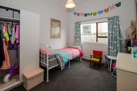 Photo of property in 76 Fawcett Street, South Dunedin, Dunedin, 9012