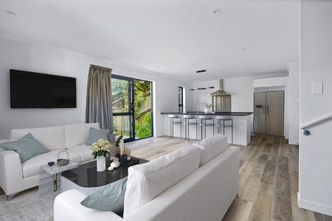 Photo of property in 5 Massey Street, Tawa, Wellington, 5028