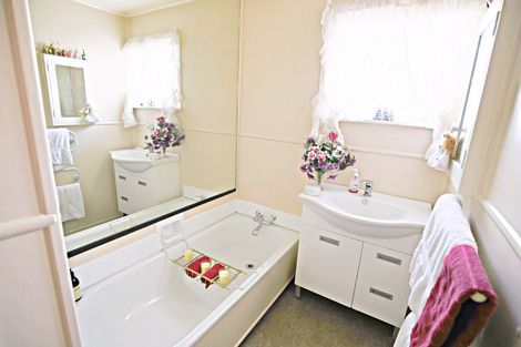 Photo of property in 81 Alderson Road, Fairview Downs, Hamilton, 3214