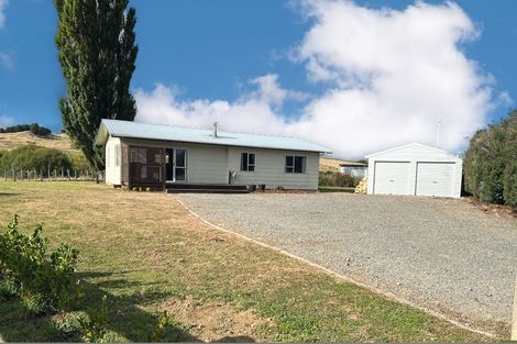 Photo of property in 334 Dannevirke Weber Road, Dannevirke, 4971