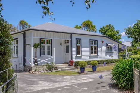 Photo of property in 8 Yule Grove, Greytown, 5712