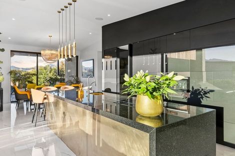 Photo of property in 7 Diamond Lane, Wanaka, 9305