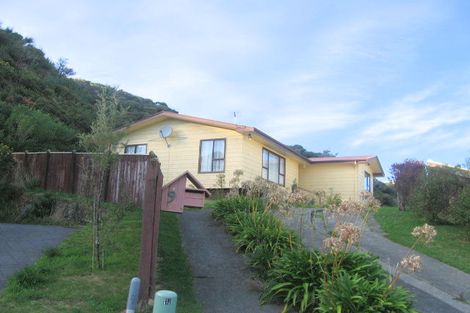 Photo of property in 9 Solway Place, Papakowhai, Porirua, 5024