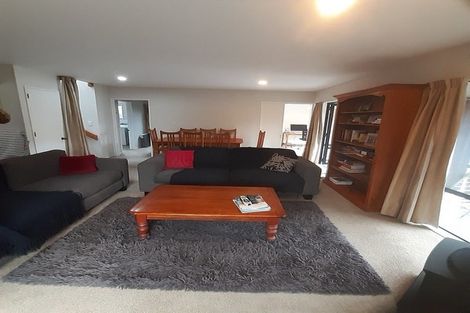 Photo of property in 2/10 Peel Street, Strowan, Christchurch, 8052