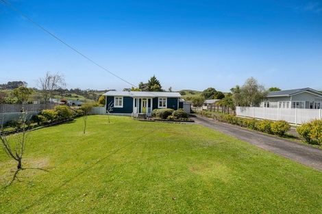 Photo of property in 40 Awaroa Road, Helensville, 0800