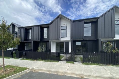 Photo of property in 6 Tuputupu Drive, Kumeu, 0810