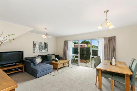 Photo of property in 12/2 Burdendale Grove, Churton Park, Wellington, 6037